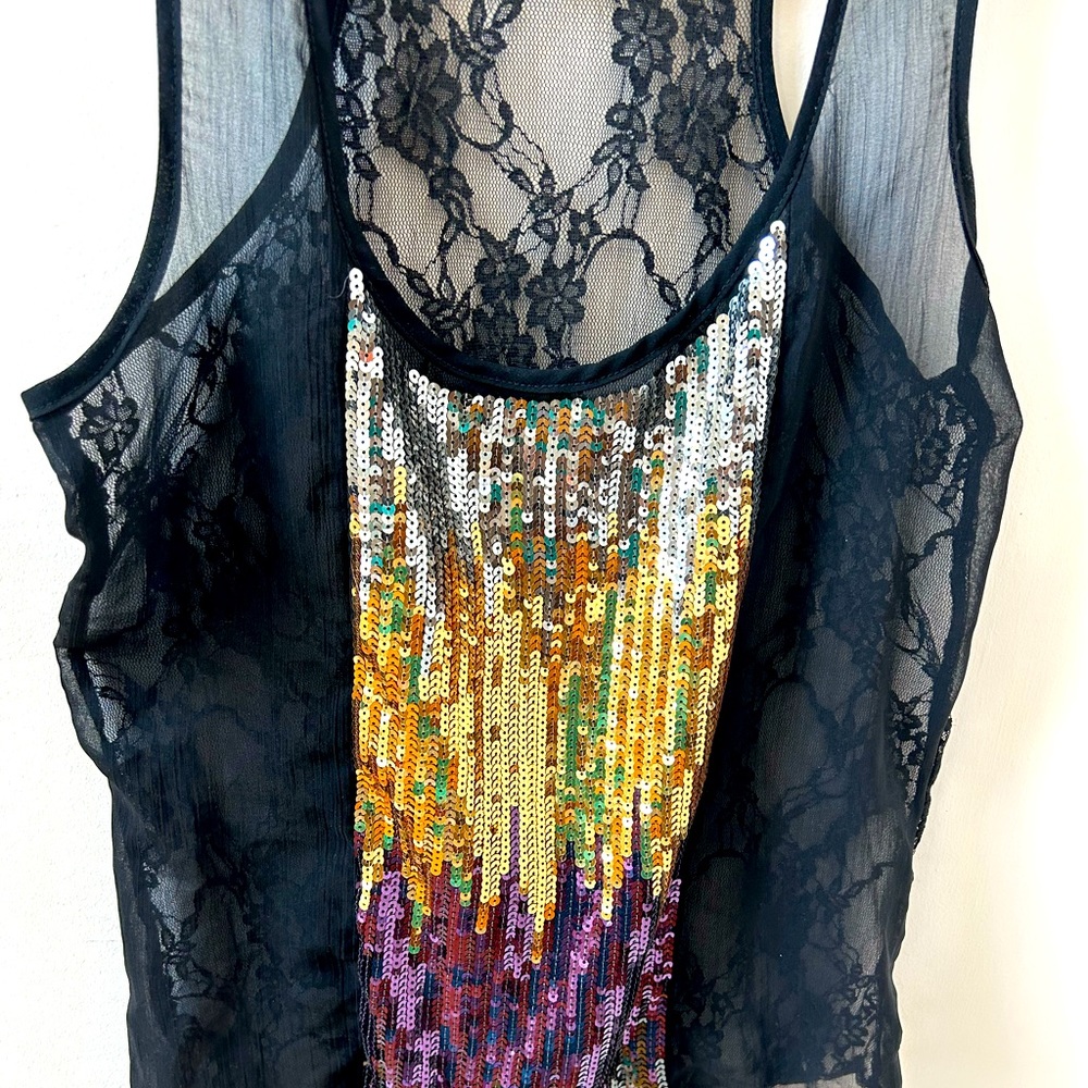 Sequence sheer black top top with net in the black